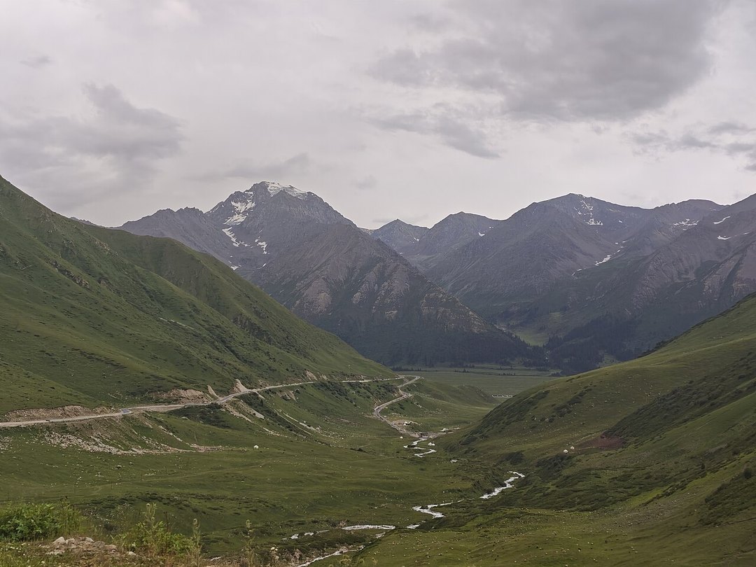 There Is No Single August in Xinjiang