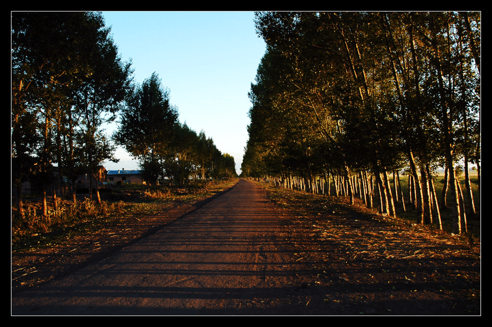 Village road near Qiongkushitai