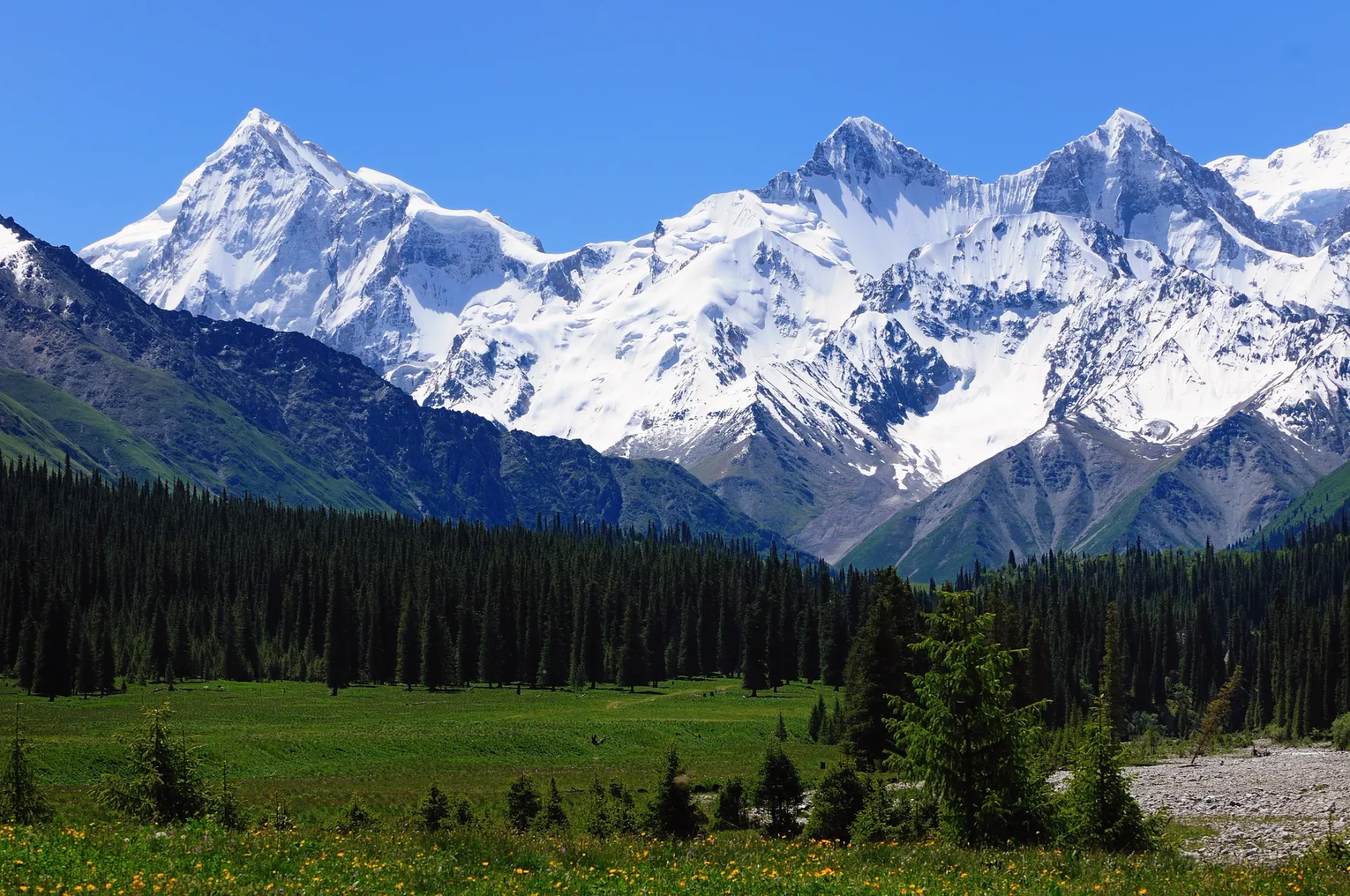 Snow mountains toward the Muzart Glacier from Xiata Valley, Zhaosu, Xinjiang